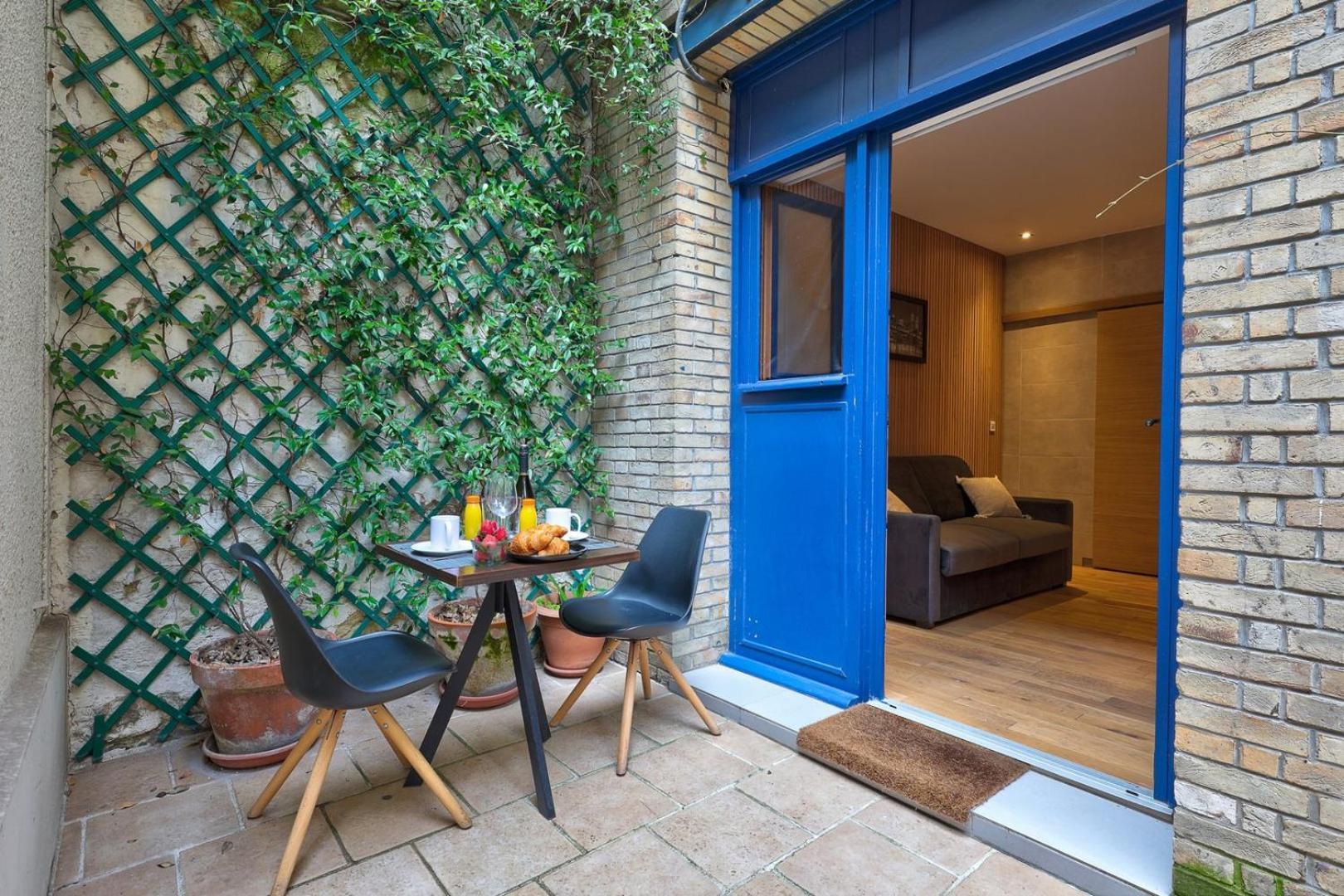 Tbs 329 - Charming In Apartment Paris
