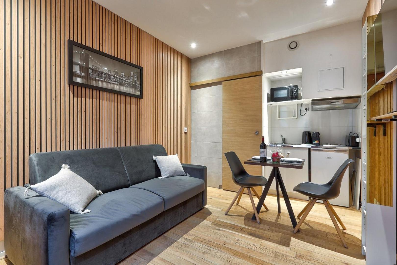 Tbs 329 - Charming In Apartment